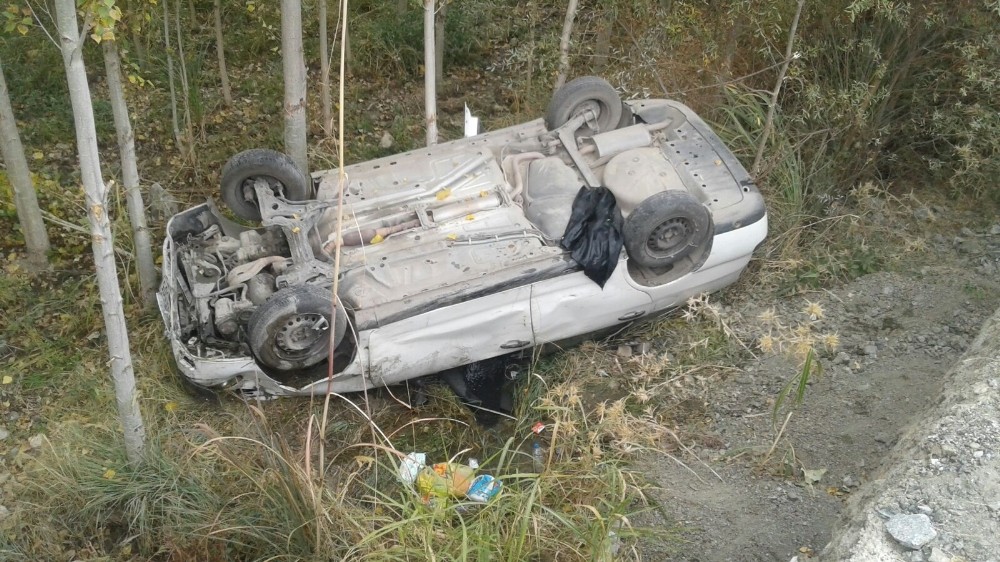 Malatya karayolunda Otomobil takla attı: 3 Yaralı